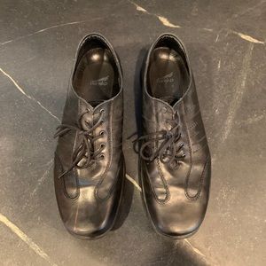 Men’s business/casual Dansko shoes